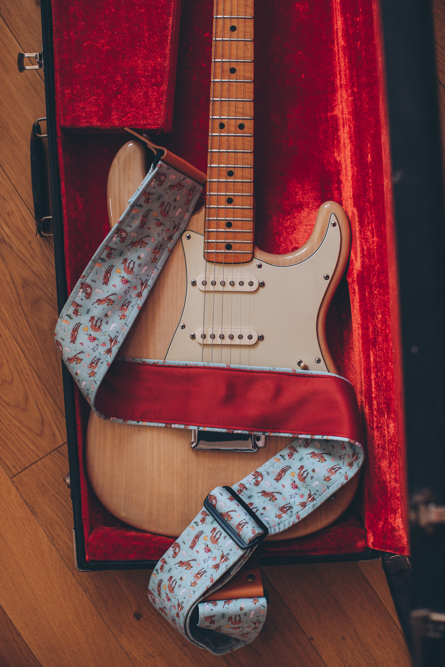 Roe Deer "Bambi" Guitar Strap - Image 9