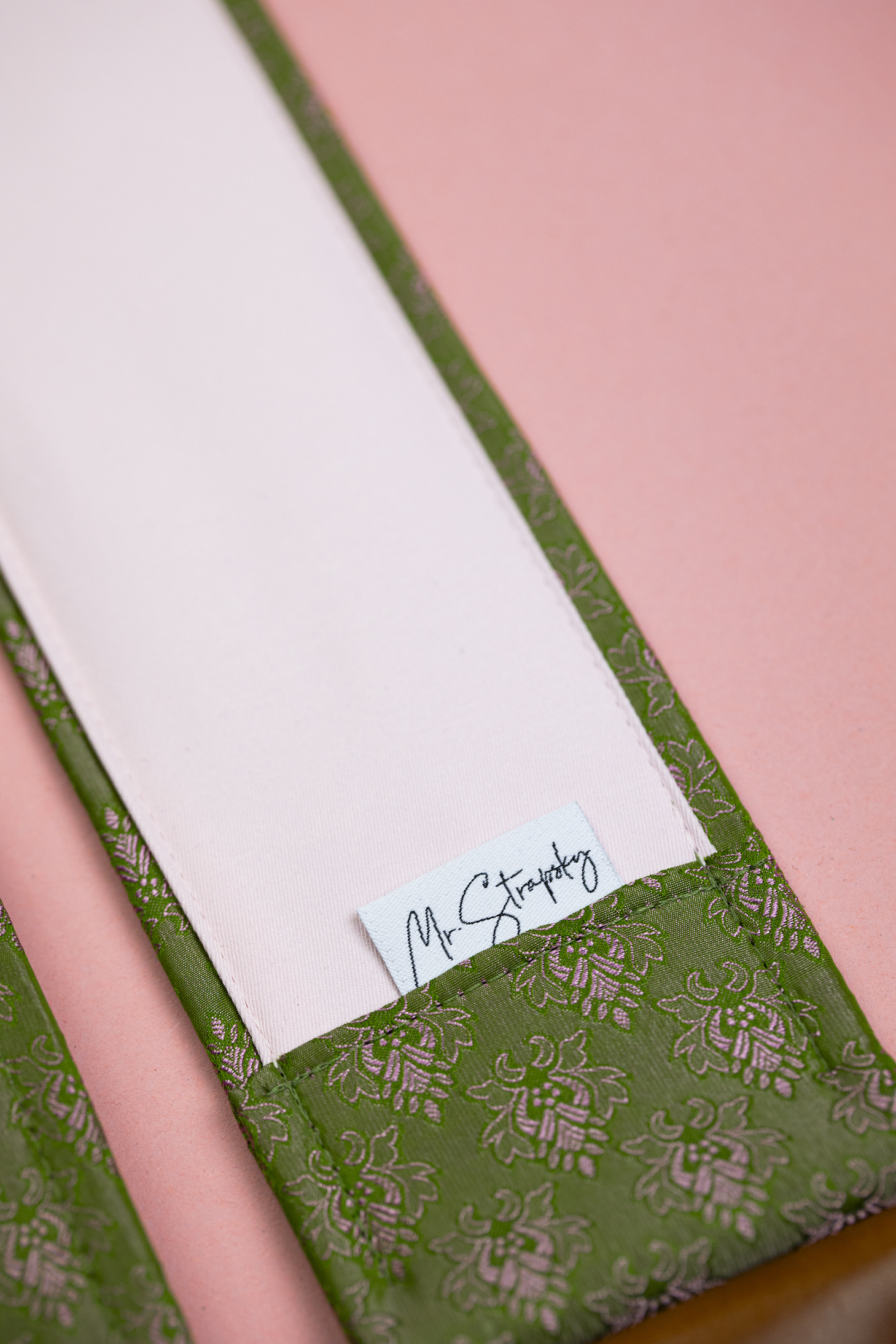 Green Jacquard Guitar Strap - Image 7