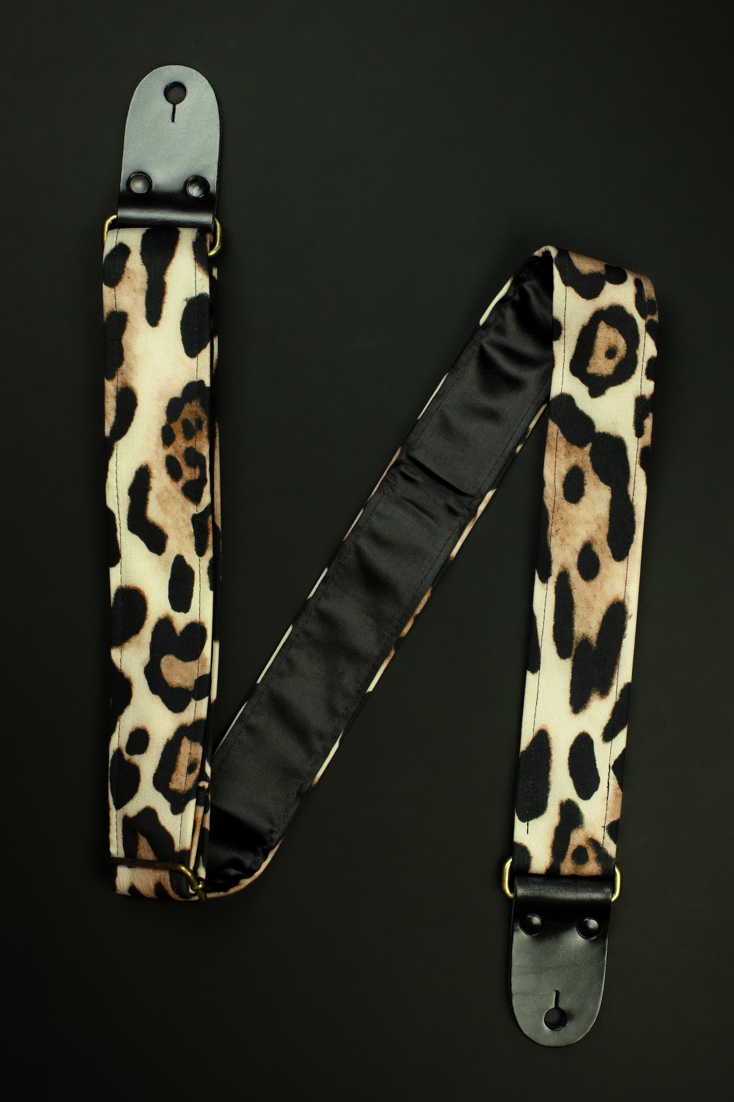 Jaguar Guitar Strap with Italian Satin