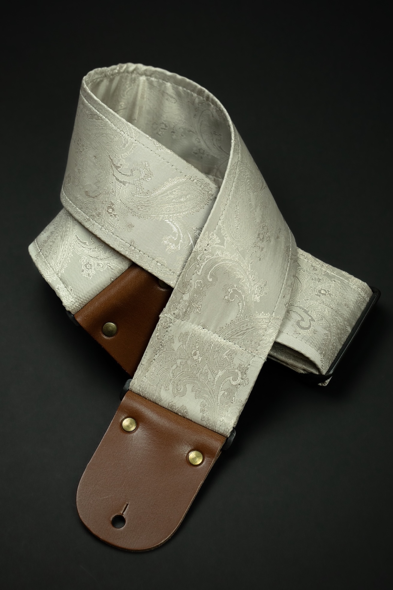 Moonlight Paisley Vintage Guitar Strap (Jacquard)