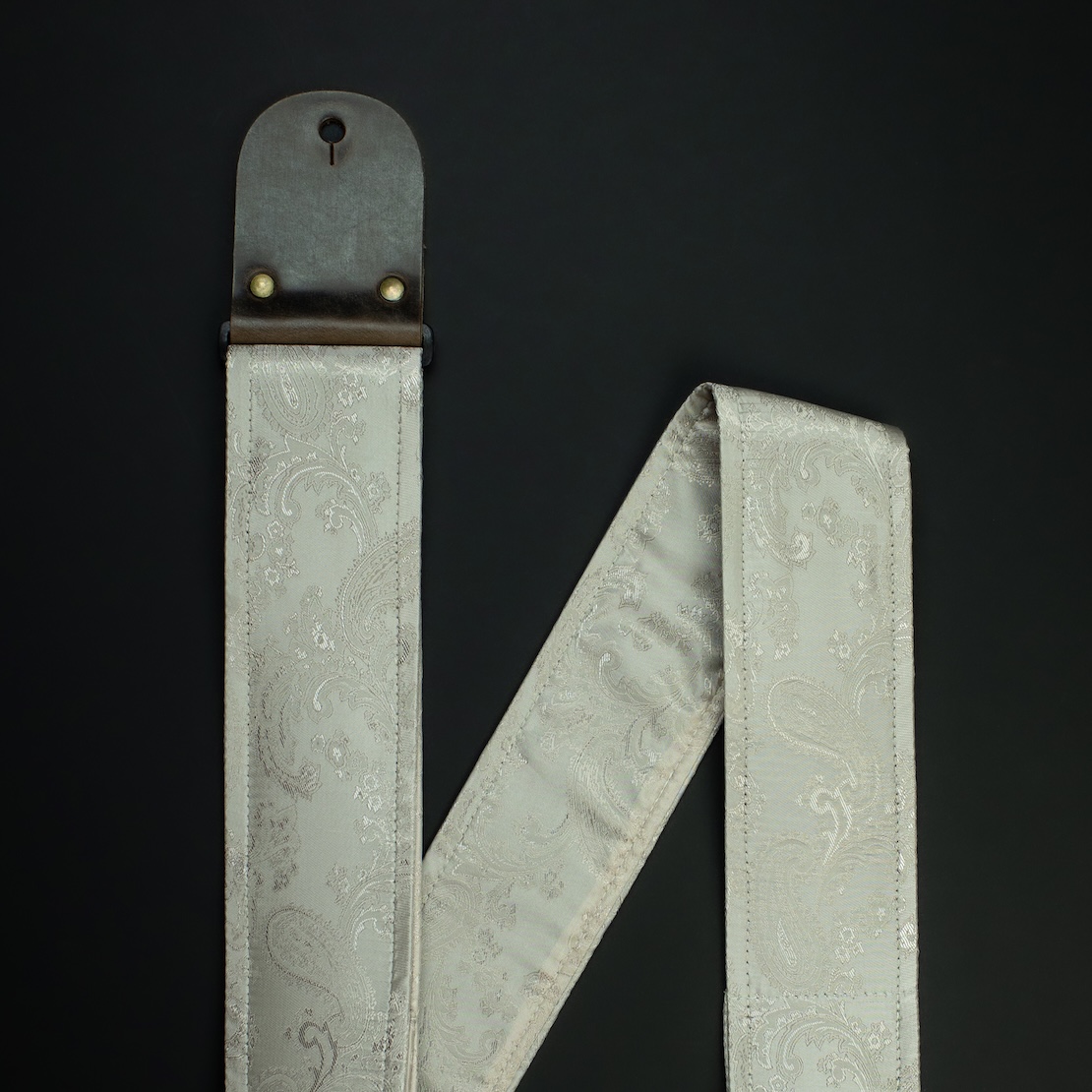 Moonlight Paisley Vintage Guitar Strap (Jacquard) - Image 2