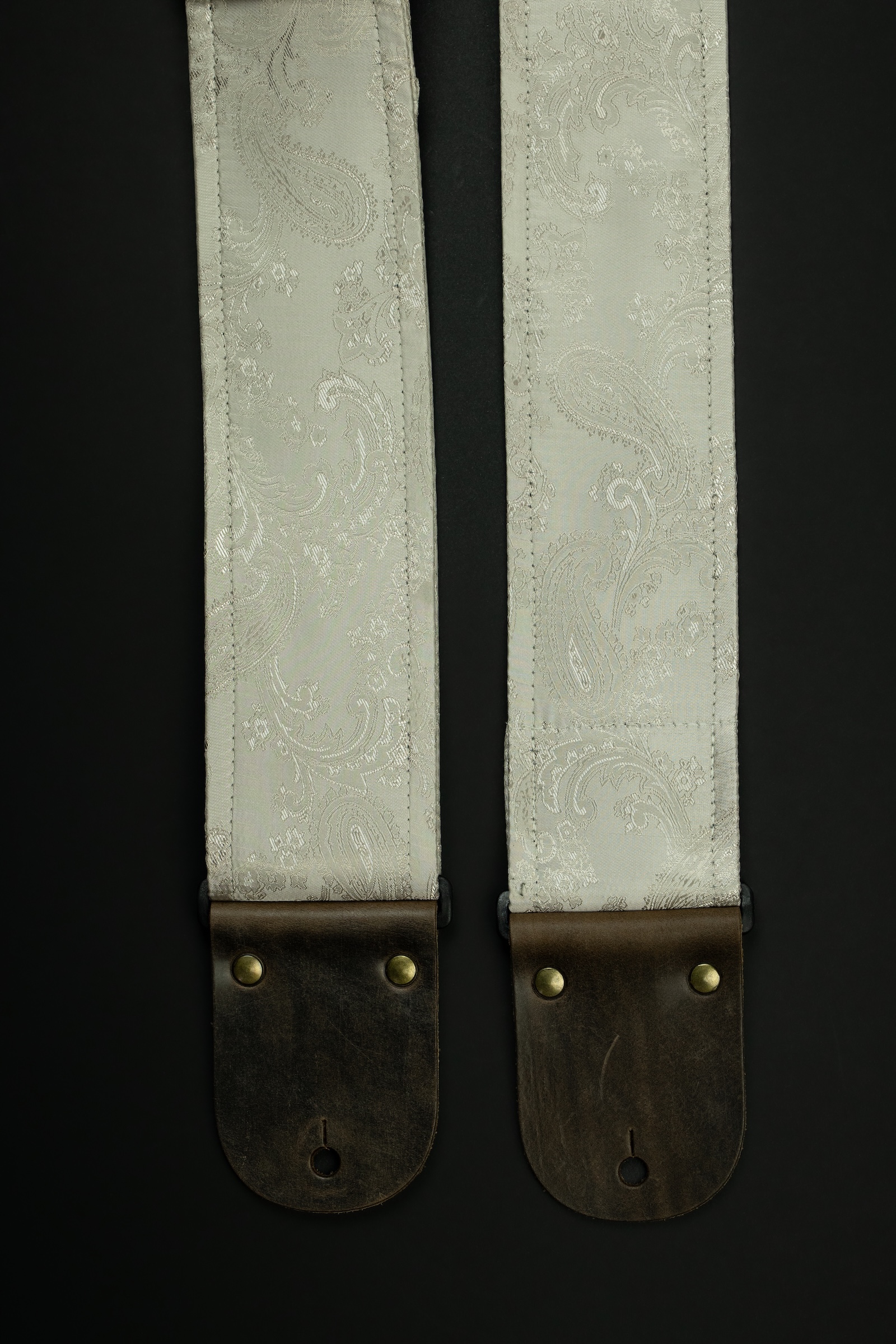 Moonlight Paisley Vintage Guitar Strap (Jacquard) - Image 5