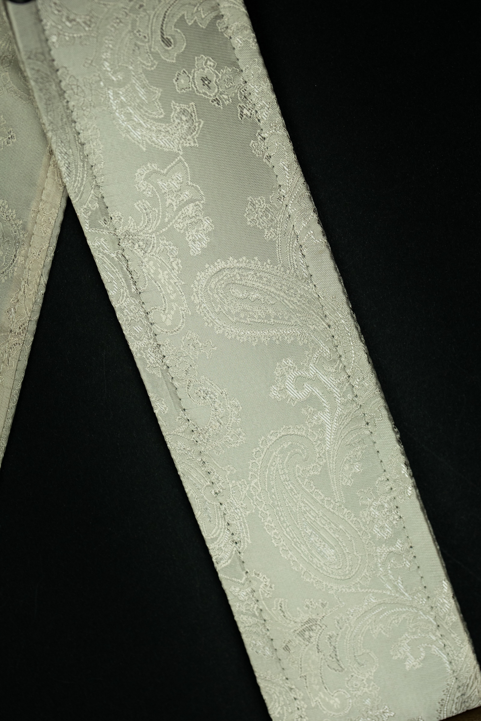 Moonlight Paisley Vintage Guitar Strap (Jacquard) - Image 12