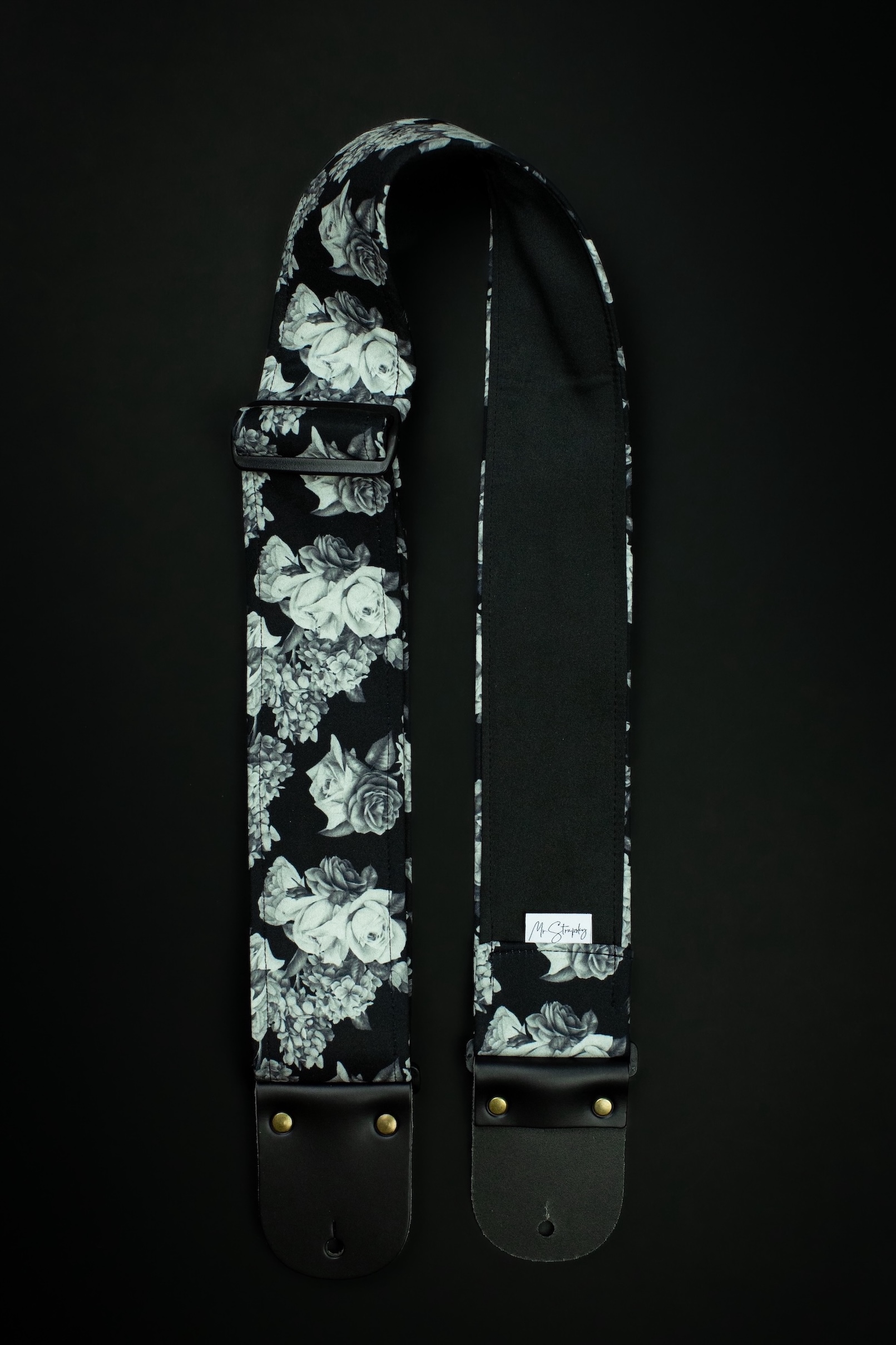 B&W Wide Guitar Strap With Italian Satin - Image 6