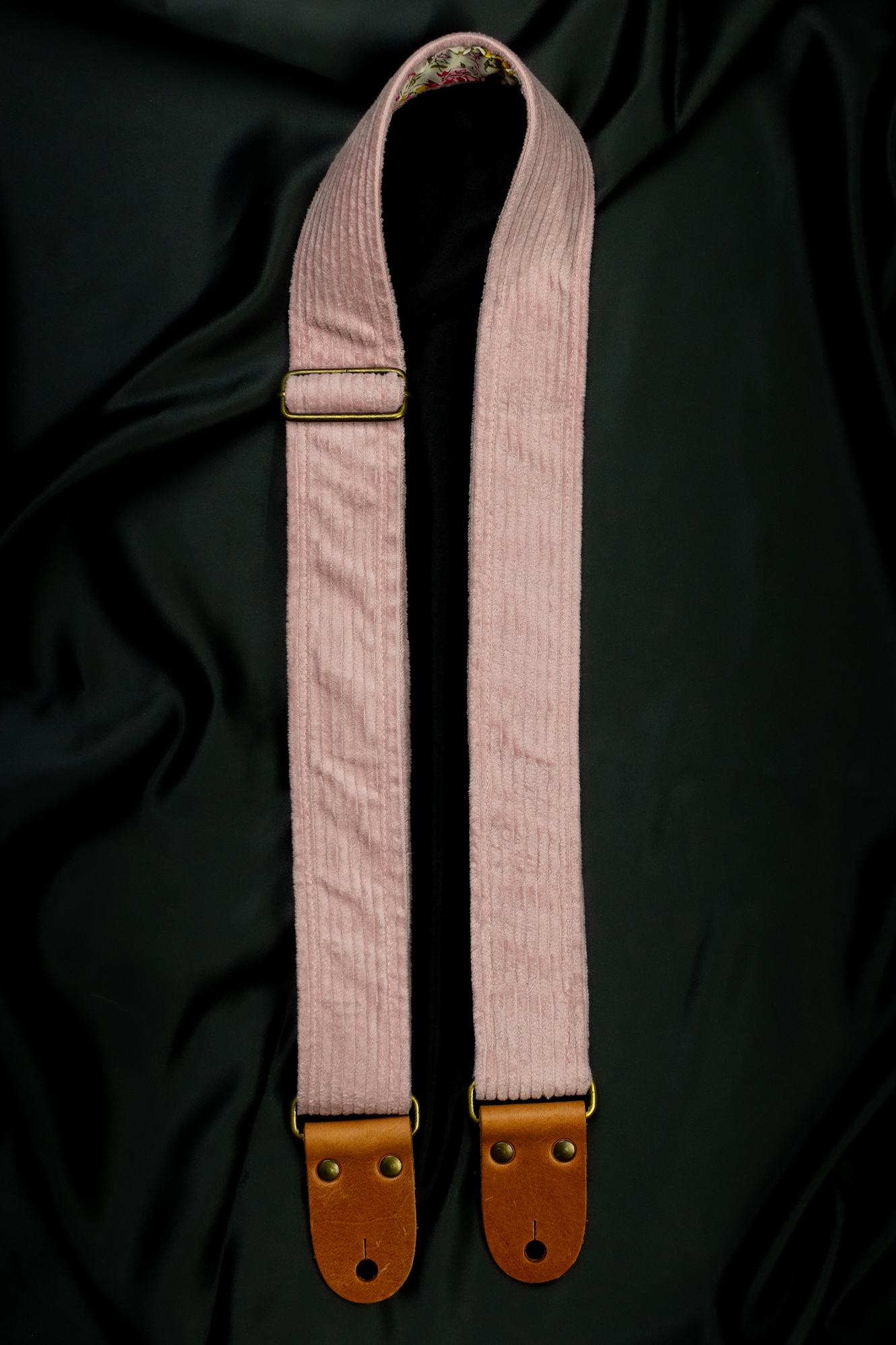 Field of Memories Custom Shop Guitar Strap - Image 4