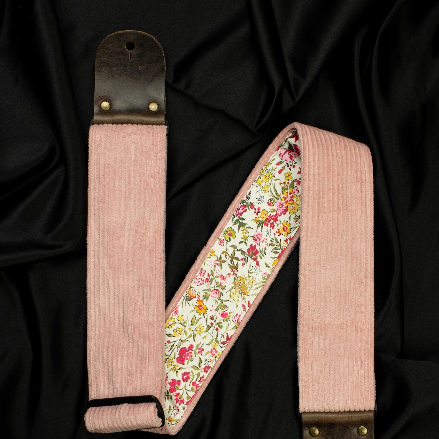 Field of Memories Custom Shop Guitar Strap - Image 2