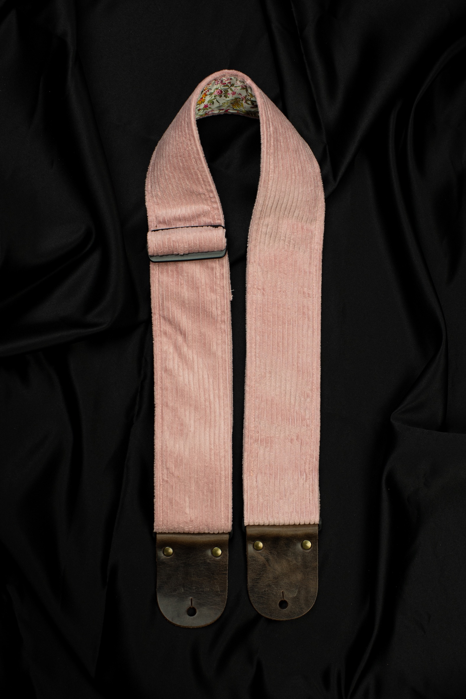 Field of Memories Custom Shop Guitar Strap - Image 5