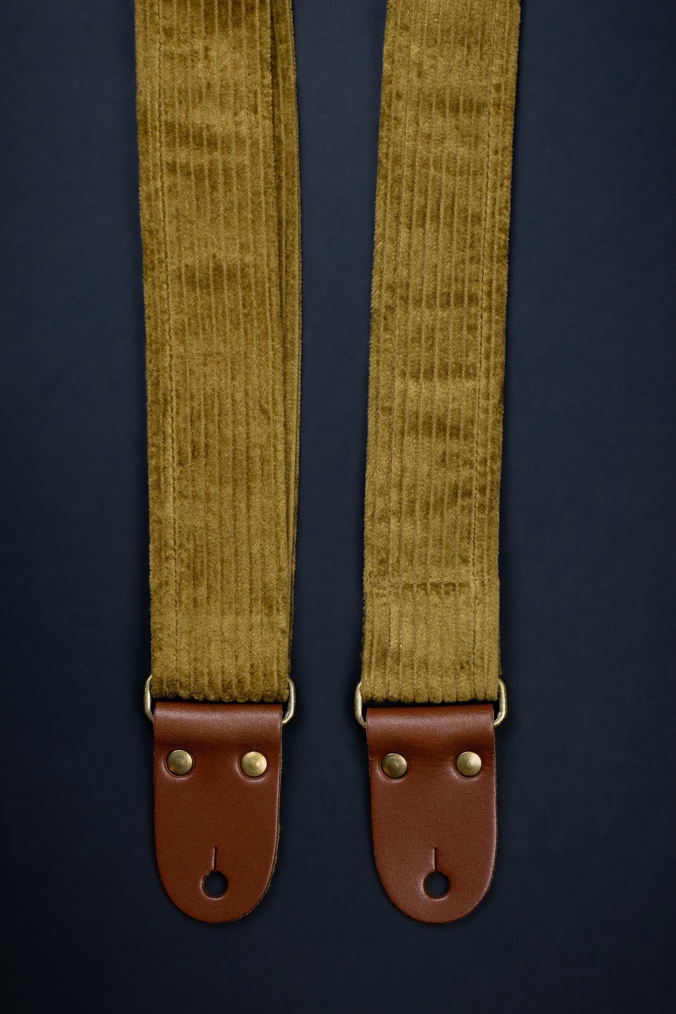 Vintage Khaki Corduroy Guitar Strap - Image 4