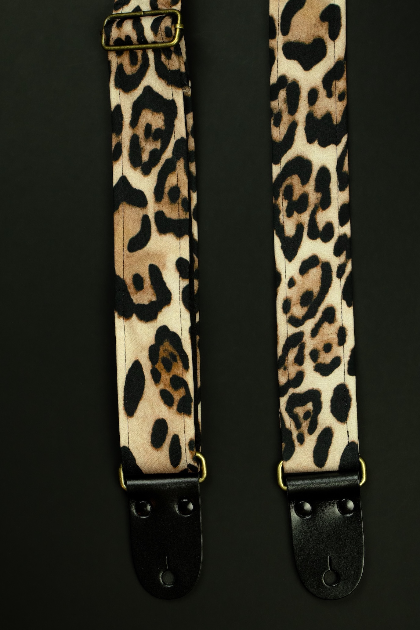 Jaguar Guitar Strap with Italian Satin - Image 4