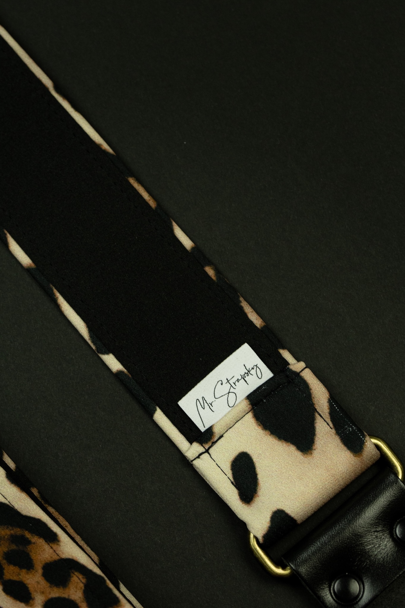 Jaguar Guitar Strap with Italian Satin - Image 6