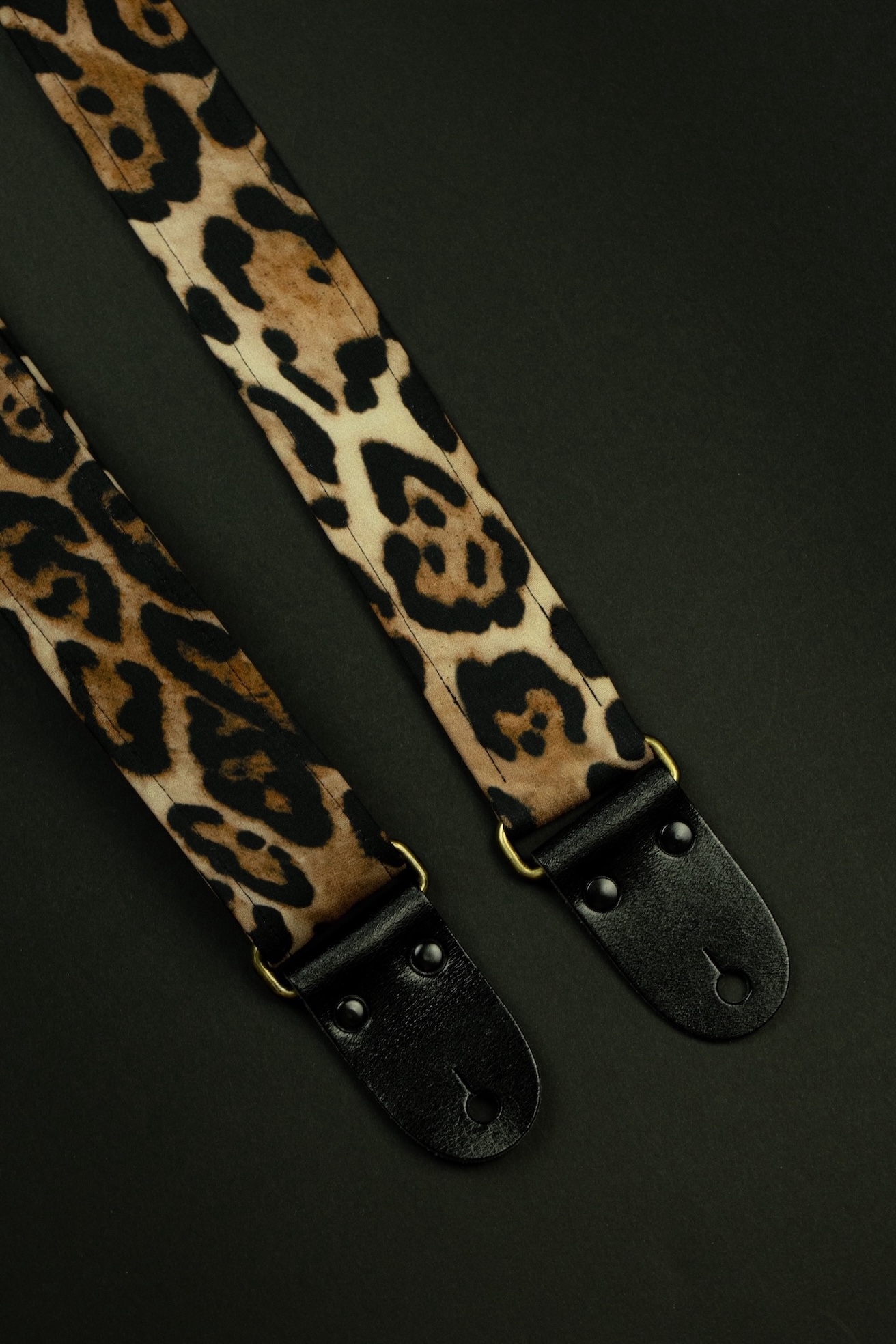 Jaguar Guitar Strap with Italian Satin - Image 3
