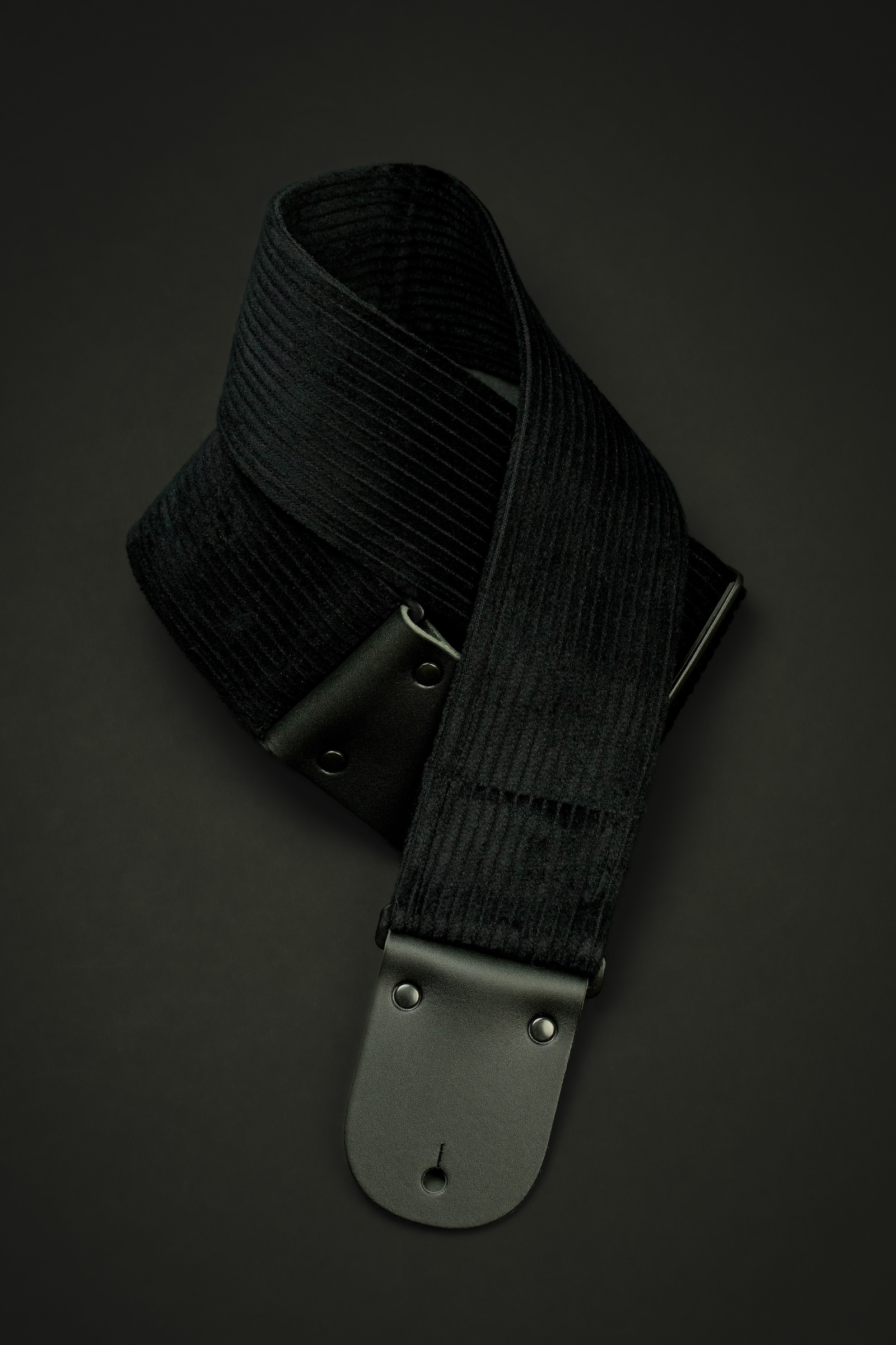 Black Vintage Corduroy Guitar Strap - Image 2